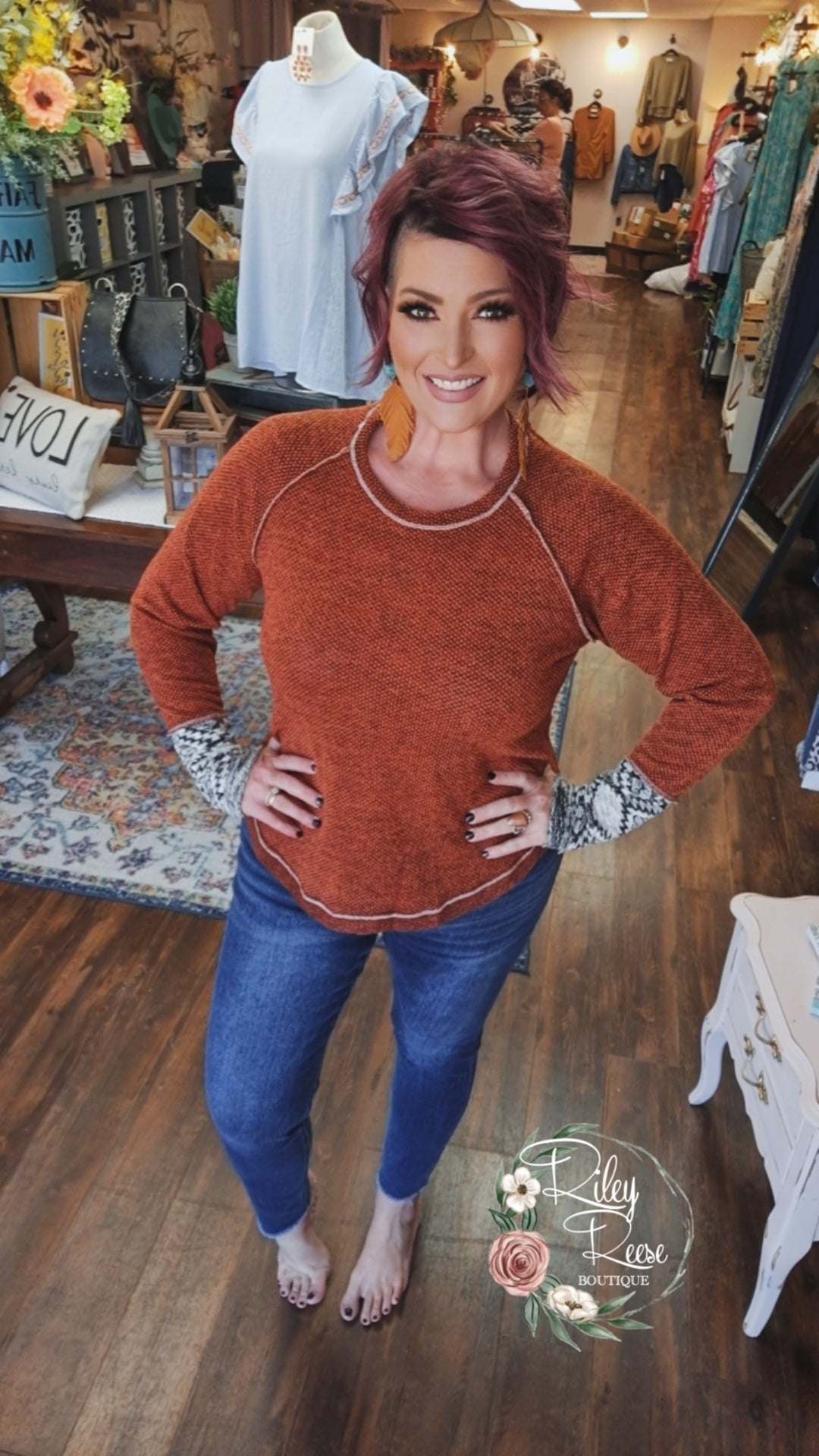 Walk The Line Contrast Stitch Sleeve